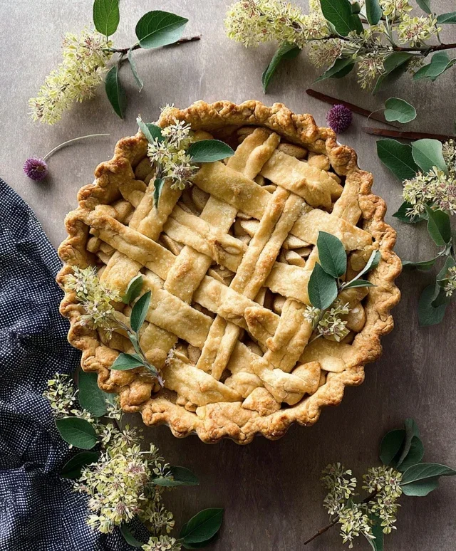 16 Stunning Springtime Baked Goods